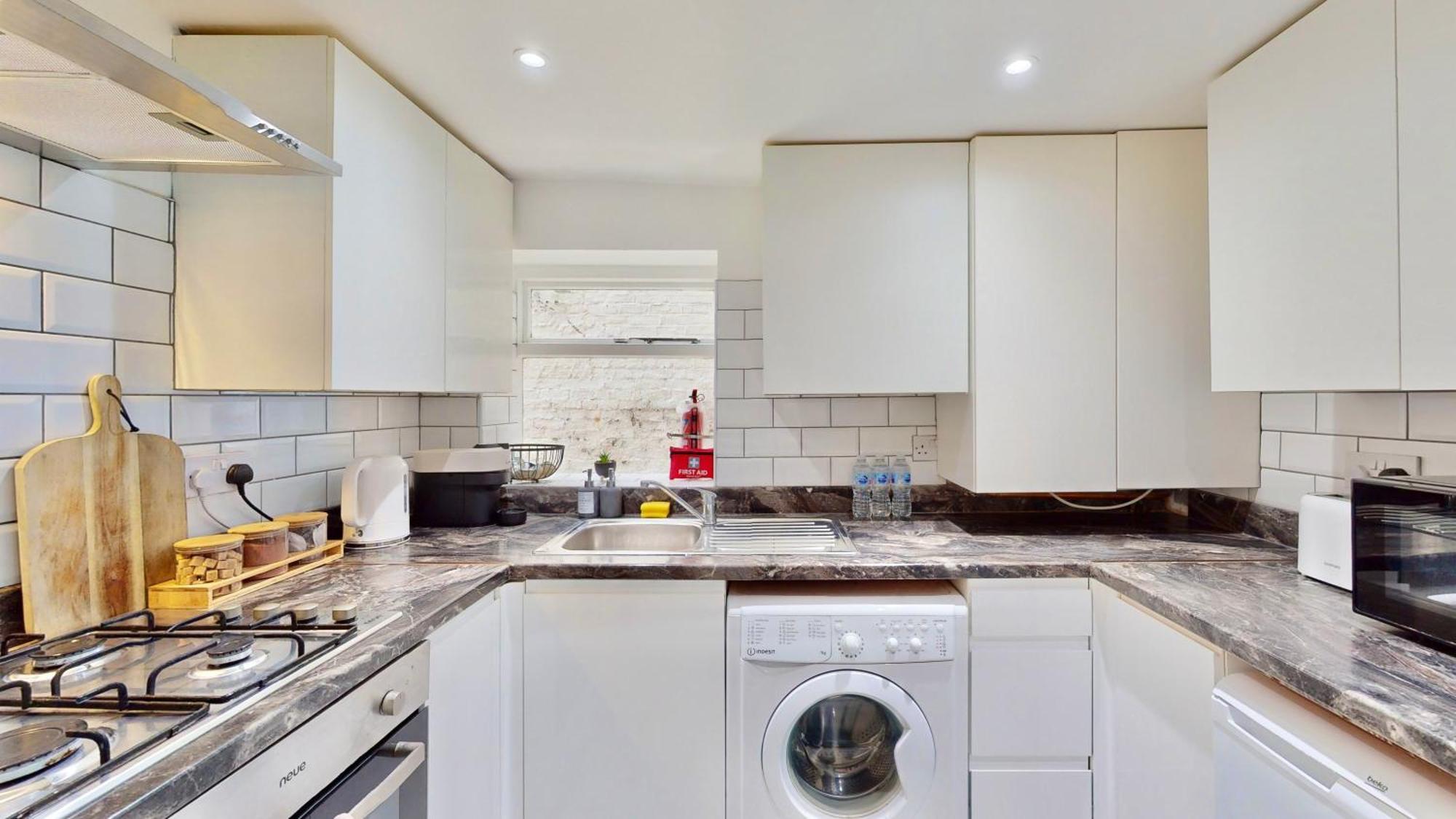 Апартаменты Tube & Notting Hill Nearby - Garden Flat Haven Лондон Экстерьер фото