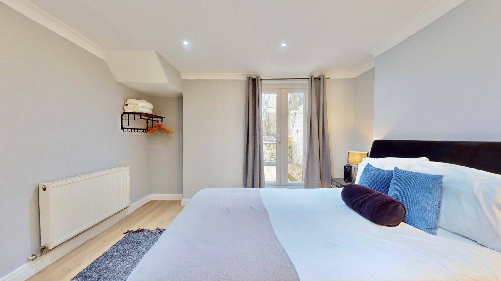 Апартаменты Tube & Notting Hill Nearby - Garden Flat Haven Лондон Экстерьер фото