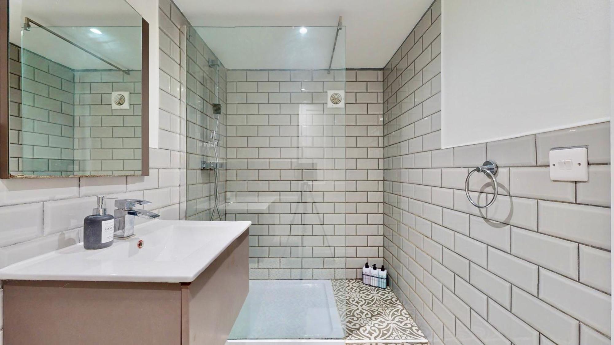 Апартаменты Tube & Notting Hill Nearby - Garden Flat Haven Лондон Экстерьер фото